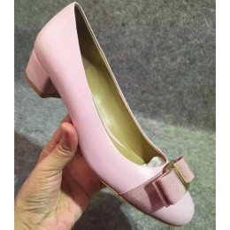 Women's Ferragamo Vara Pump in Nappa Pink